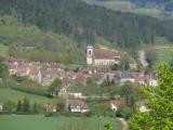 [Cliquez pour agrandir : 110 Kio] Vézelay - Village des environs.