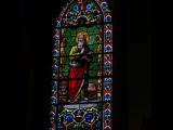 [Cliquez pour agrandir : 90 Kio] Santa Fe - Saint Francis cathedral: stained glass window representing Saint Mark.