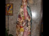 [Cliquez pour agrandir : 109 Kio] Rio de Janeiro - L'église de la Résurrection : statue de la Vierge.