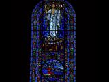 [Cliquez pour agrandir : 105 Kio] San Francisco - Saint Vincent-de-Paul's church: stained glass window of Jesus and Jonas.