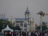 [Cliquez pour agrandir : 68 Kio] Pékin - Le musée du chemin de fer, non-loin de la place Tian'anmen.