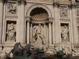 [Cliquez pour agrandir : 117 Kio] Rome - La fontaine de Trevi : vue générale.