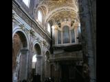 [Cliquez pour agrandir : 107 Kio] Rome - L'église Saint-Louis-des-Français : l'entrée et l'orgue.