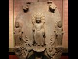 [Cliquez pour agrandir : 83 Kio] Pékin - Le Poly art museum : statue du Bouddha de la dynastie Wei de l'Est (534-550).