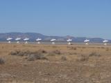 [Cliquez pour agrandir : 72 Kio] New Mexico - The Very Large Array: view from the road.
