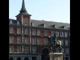 [Cliquez pour agrandir : 83 Kio] Madrid - La Plaza Mayor : vue générale.