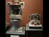 [Cliquez pour agrandir : 108 Kio] Mexico - Le musée national d'anthropologie : objets de Teotihuacan.