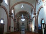 [Cliquez pour agrandir : 80 Kio] Monterrey - La basilique Notre-Dame-de-Guadalupe : l'église ancienne : la nef.