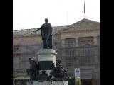 [Cliquez pour agrandir : 68 Kio] Reims - La place Royale : la statue de Louis XV.