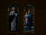 [Cliquez pour agrandir : 53 Kio] San Francisco - Notre-Dame-des-Victoires' church: stained glass windows.
