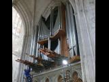 [Cliquez pour agrandir : 98 Kio] Auxerre - La cathédrale Saint-Étienne : l'orgue.