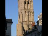 [Cliquez pour agrandir : 80 Kio] Tours - La basilique Saint-Martin : la tour Charlemagne.