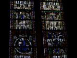[Cliquez pour agrandir : 129 Kio] Beauvais - La cathédrale : chapelle : vitrail du 14e siècle.