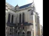 [Cliquez pour agrandir : 90 Kio] Angers - La cathédrale Saint-Maurice : le flanc.