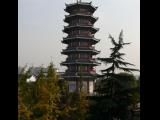 [Cliquez pour agrandir : 82 Kio] Shanghai - Le temple de Qibao : la pagode.