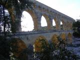 [Cliquez pour agrandir : 105 Kio] Gard - Le pont du Gard.