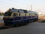 [Cliquez pour agrandir : 68 Kio] Shanghai - Locomotive en gare Sud.