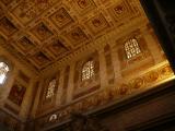 [Cliquez pour agrandir : 107 Kio] Rome - La basilique Saint-Paul-Hors-les-Murs : la nef : la voûte.