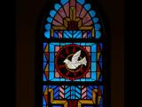 [Cliquez pour agrandir : 74 Kio] Corrales - The church of San Ysidro: stained glass window.