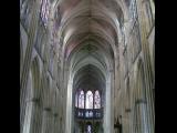 [Cliquez pour agrandir : 107 Kio] Troyes - La cathédrale Saint-Pierre-et-Saint-Paul : la nef.
