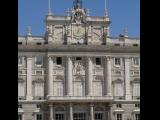 [Cliquez pour agrandir : 97 Kio] Madrid - Le Palais Royal : la façade de la cour intérieure : détail.