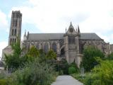 [Cliquez pour agrandir : 94 Kio] Limoges - La cathédrale Saint-Étienne : vue générale.
