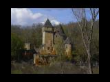 [Cliquez pour agrandir : 19 Kio] Dordogne - Le château de Laussel.