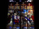 [Cliquez pour agrandir : 140 Kio] Tours - La cathédrale Saint-Gatien : vitrail de la Nativité.