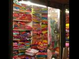 [Cliquez pour agrandir : 165 Kio] Jaipur - Ruelle d'un bazar.