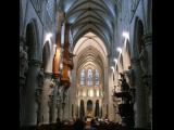 [Cliquez pour agrandir : 102 Kio] Bruxelles - La cathédrale Saints-Michel-et-Gudule : l'intérieur.