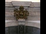 [Cliquez pour agrandir : 69 Kio] Rio de Janeiro - L'église Nossa Senhora da Glória do Outeiro : la nef : le médaillon de la famille impériale.