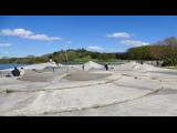 [Cliquez pour agrandir : 95 Kio] La Courneuve - Le parc Georges-Valbon : les pyramides du parc.