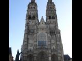 [Cliquez pour agrandir : 79 Kio] Tours - La cathédrale Saint-Gatien : la façade.