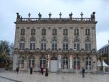 [Cliquez pour agrandir : 95 Kio] Nancy - La place Stanislas l'Opéra National de Lorraine.