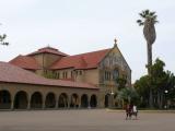 [Cliquez pour agrandir : 69 Kio] Palo Alto - Memorial church: general view.