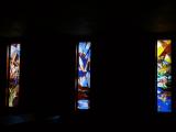 [Cliquez pour agrandir : 40 Kio] Alamogordo - Saint Jude's mission: stained glass windows.