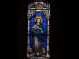 [Cliquez pour agrandir : 59 Kio] Uzan - L'église Sainte-Quitterie : vitrail de l'Assomption.