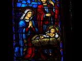[Cliquez pour agrandir : 118 Kio] San Francisco - Saint Vincent-de-Paul's church: stained glass window of the Nativity.