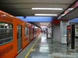 [Cliquez pour agrandir : 114 Kio] Mexico - Le métro.