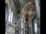 [Cliquez pour agrandir : 139 Kio] Lyon - La basilique Notre-Dame-de-Fourvière : l'église haute : la nef.