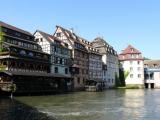 [Cliquez pour agrandir : 97 Kio] Strasbourg - Le quartier de la Petite France.
