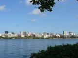 [Cliquez pour agrandir : 71 Kio] Rio de Janeiro - La lagune : vue générale.