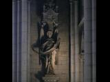 [Cliquez pour agrandir : 66 Kio] Paris - La basilique Notre-Dame-du-Perpétuel-Secours : statue.