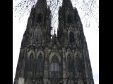 [Cliquez pour agrandir : 123 Kio] Cologne - La cathédrale : façade.