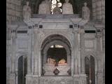 [Cliquez pour agrandir : 98 Kio] Saint-Denis - La basilique : tombeau de François Ier et Claude de France : vue générale.