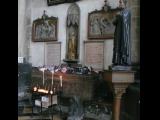 [Cliquez pour agrandir : 89 Kio] Saint-Omer - La cathédrale Notre-Dame : statues et ex-voto.