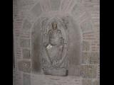 [Cliquez pour agrandir : 81 Kio] Toulouse - La basilique Saint-Sernin : bas-relief représentant le Christ en gloire dans un mandalore.