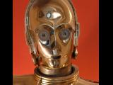 [Cliquez pour agrandir : 76 Kio] Lyon - Le musée des miniatures : C-3PO.