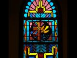 [Cliquez pour agrandir : 82 Kio] Corrales - The church of San Ysidro: stained glass window.