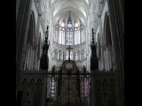 [Cliquez pour agrandir : 87 Kio] Amiens - La cathédrale : la nef.